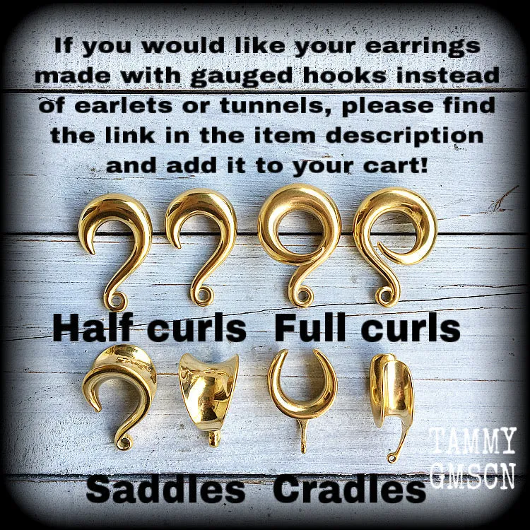 Aloe Vera tunnel earrings