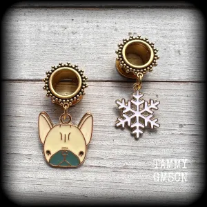 Festive pug dog earrings-Christmas snowflake tunnel earrings