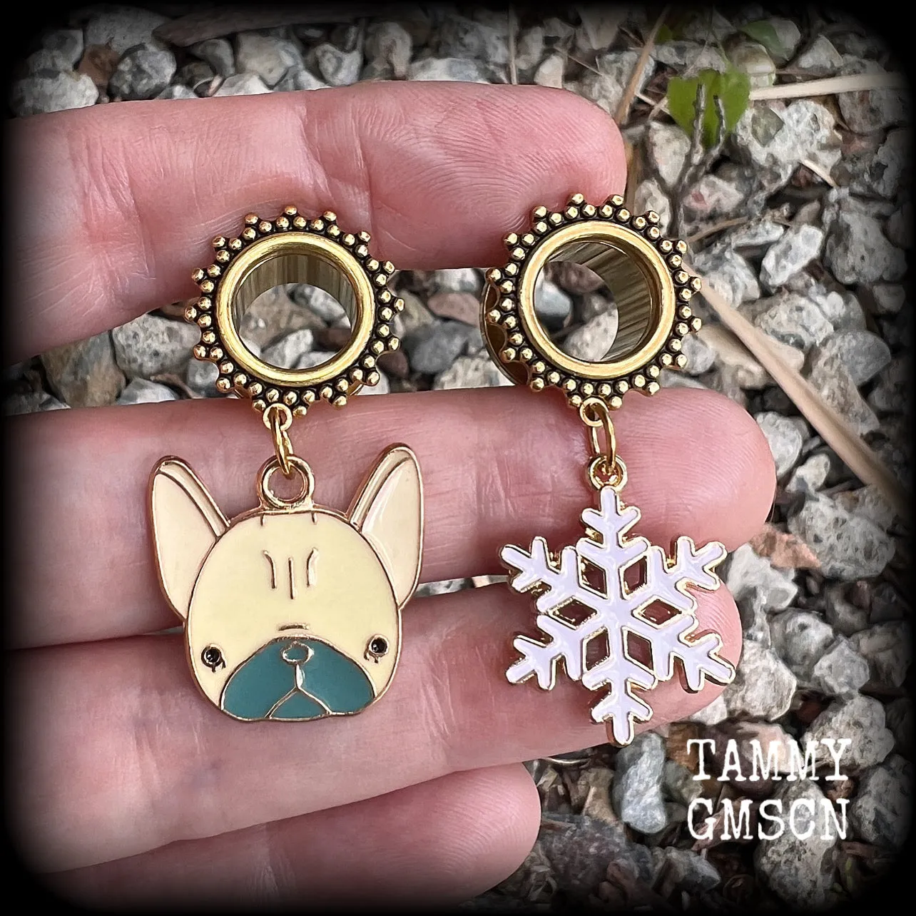 Festive pug dog earrings-Christmas snowflake tunnel earrings