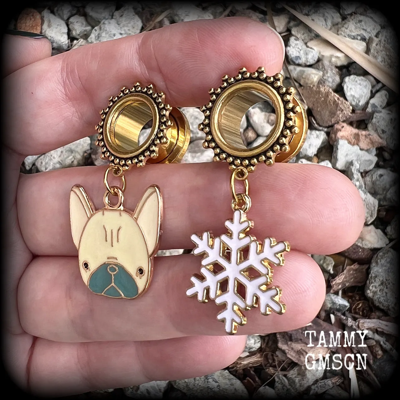 Festive pug dog earrings-Christmas snowflake tunnel earrings