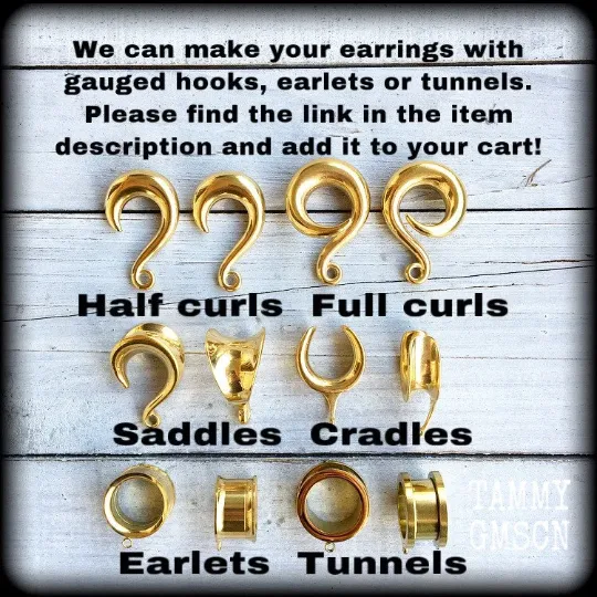 Heart key earrings-Ear hangers