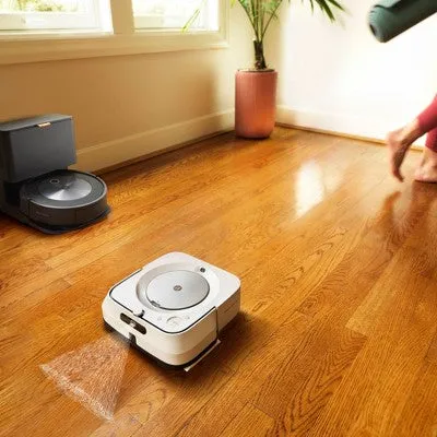 iRobot Roomba j7  Wi-Fi Connected Self-Emptying Robot Vacuum - Black - 7550